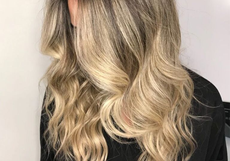 DICAS PARA CUIDAR DOS CABELOS LOIROS