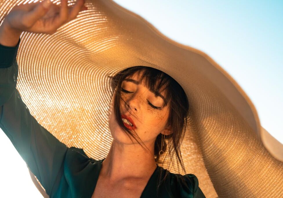 beach-hat-beautiful-beauty-2906663